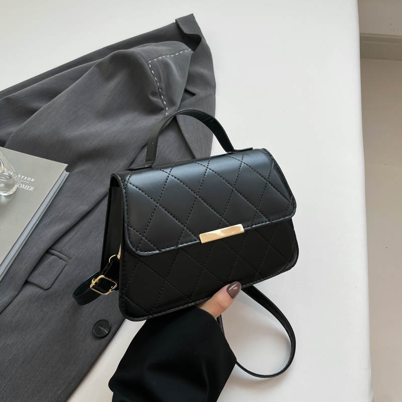 Lingge Embroidery Thread For Women Spring 2025 New Single Shoulder Luxury Bag Crossbody Bag Casual New Free Delivery Designer Bag Commuter Small Squar