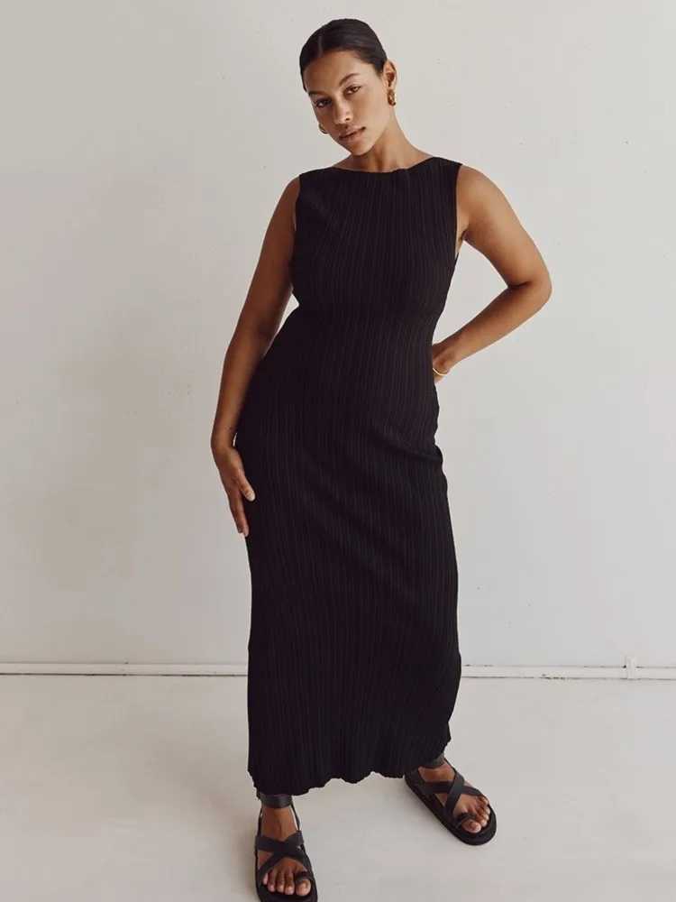Cotton Knitted Stripe Dresses For Women Solid Color Sleeveless O Neck Ladies Party Long Dress 2025 New Casual Commuting DressesXJ250514