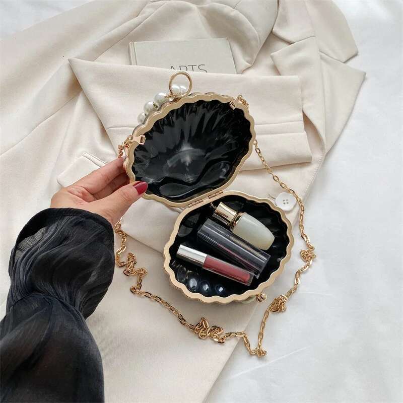 Evening Banquet Shell Aristocratic Acrylic Metal Chain Crossbody For Women European And American Fashion Handle Bag