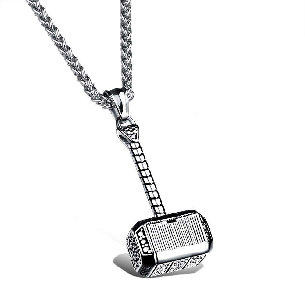 Hot selling cast titanium color resistant, personalized hammer pendant necklace, men's stainless steel jewelry