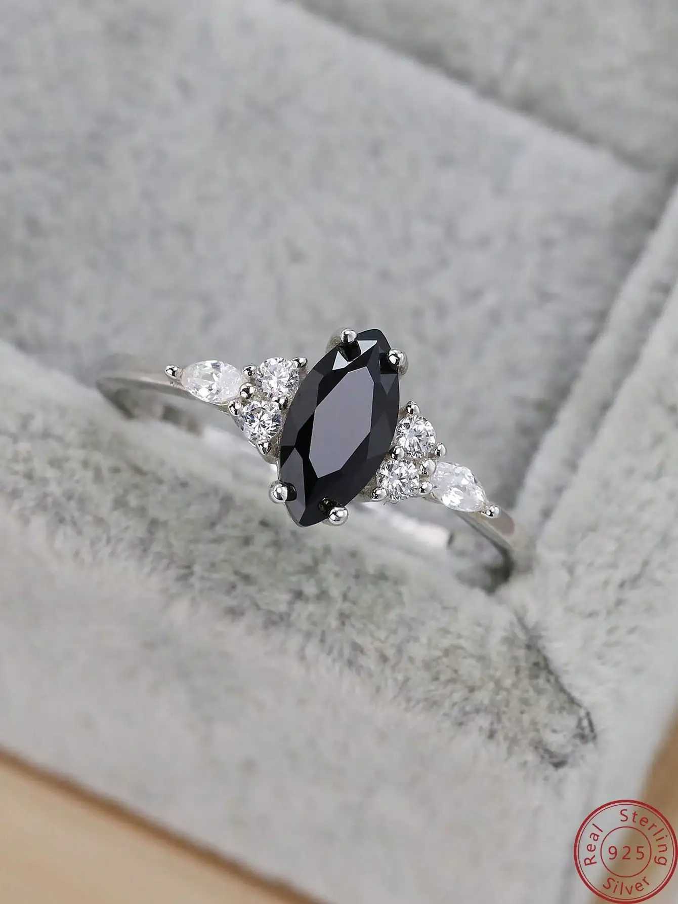 S925 Sterling Silver Ring Oval Black Agate Set with Diamond Simple Design in Europe and America Prom Party Style Fashion WomenXJ250514