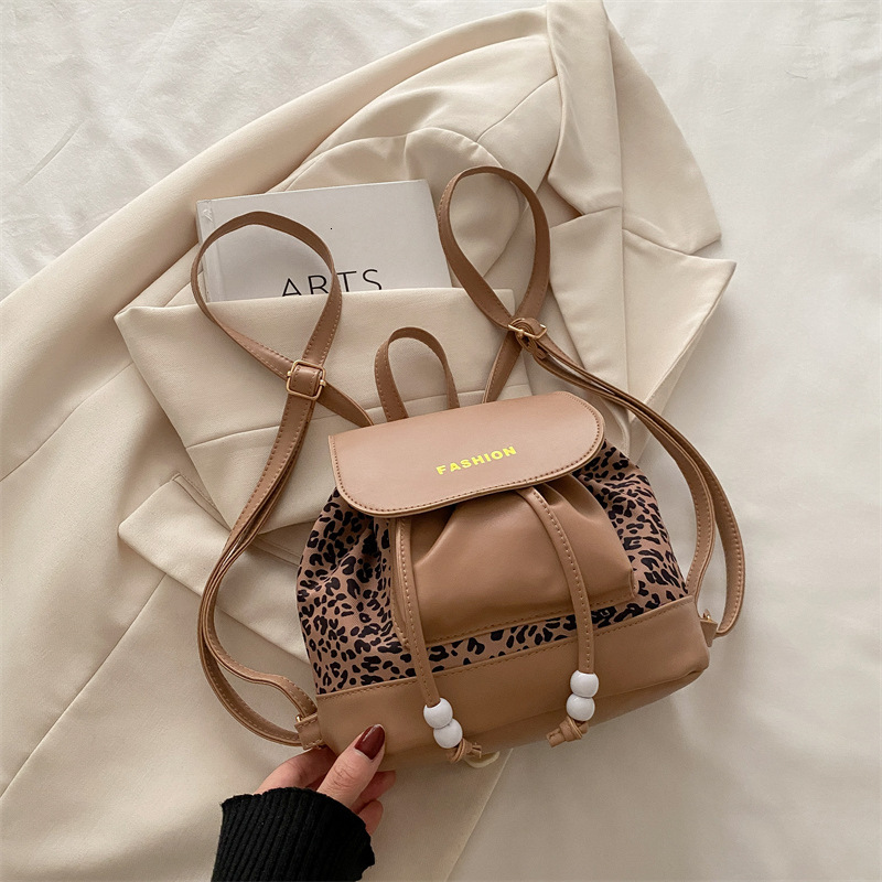Free Delivery Designer Bag Ladies' Bag 2025 Large Capacity Fashionable Versatile Autumn And Winter Internet Celebrity Western Small Backpack Luxu
