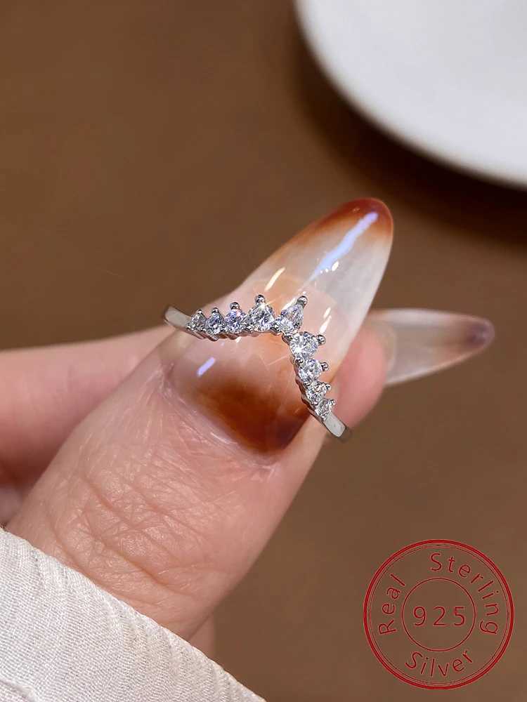 925 Sterling Silver Simplicity Classic V-Shed Water Droplet Ring For Women Engagement Wedding Luxury High Quality Fine JewelryXJ250514