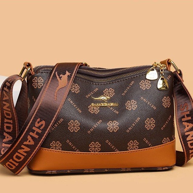 2025 Designer's Bag New Large Capacity Middle-aged Female Mother Simple And Versatile Crossbody Soft Leather Women's Bag High-end Single Sho