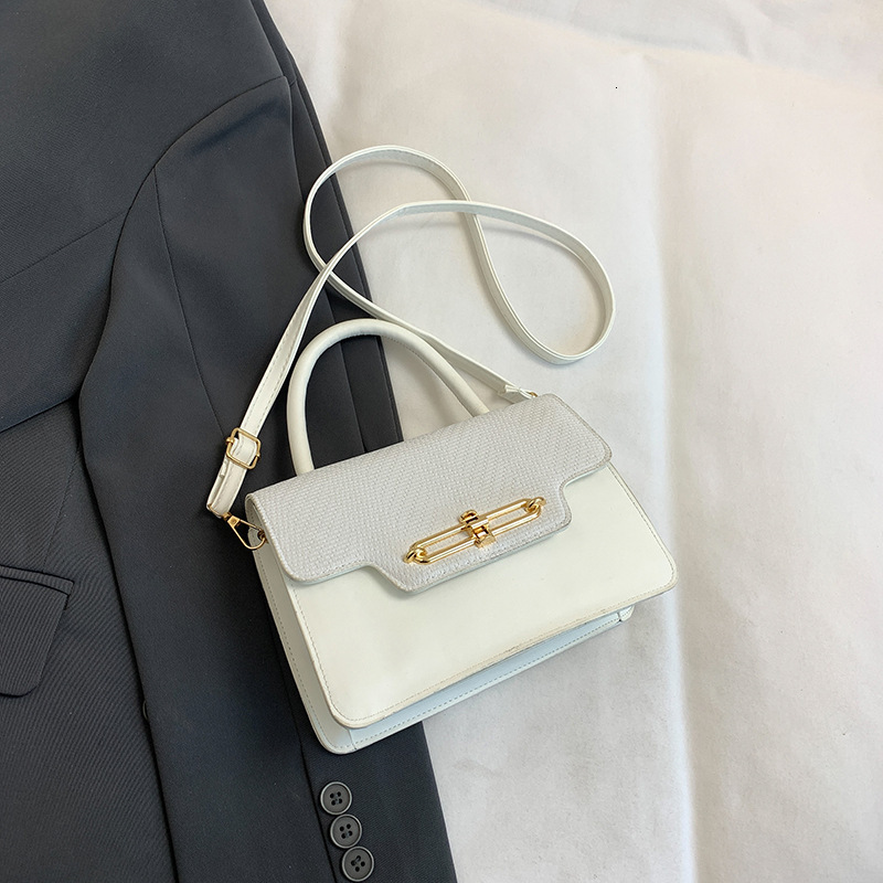 Luxury Bag Women's 2025 Autumn Winter New Style Highend And Fashionable Single Shoulder Crossbody Small Square Bag This New Free Delivery Designe
