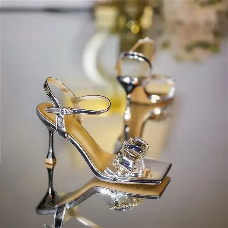 Golden Slim Heel with Diamond Square Toe Sandals for Women in The Summer of New Fairy Style Open Toe Sexy High Heels W250514