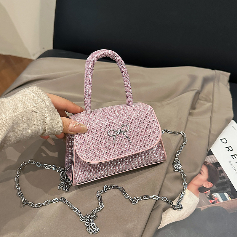2025 New Sweet Bow Niche Westernstyle Simple And Highvalue Single Shoulder Crossbody Bag Temperament Luxury Bag Small Square New Free Delivery Designe