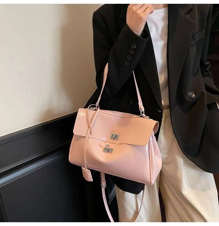 Vintage Vegan Leather Crossbody Bag, Multi-Pocket Lightweight Purse For Work Commute Weekend Outings Summer Travel Essentials