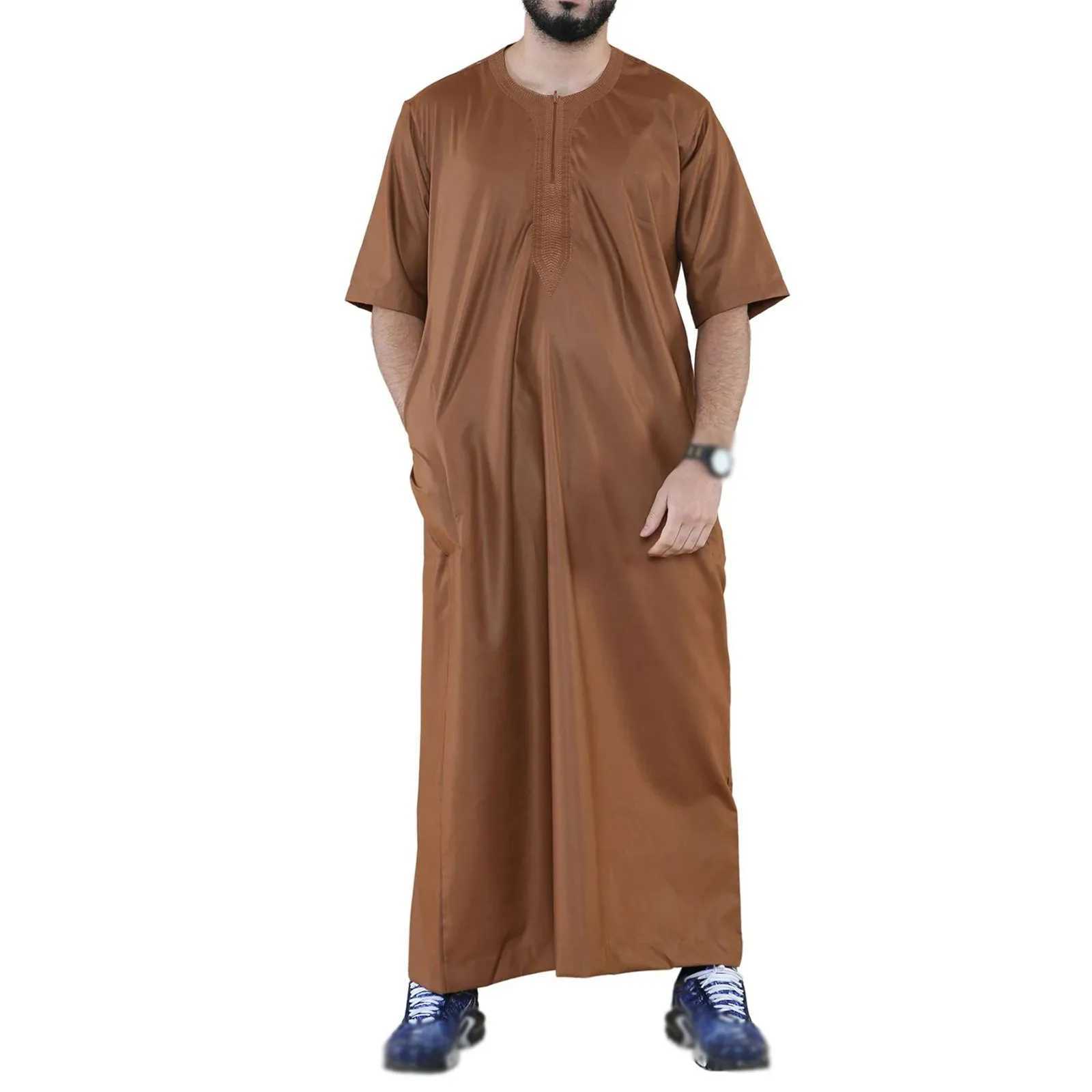 2025 MenS Muslim Jubba Thobe Solid Color Vintage Crew Collar Long Sleeve Robes Abaya Casual Male Islamic Arabic Kaftan X250514