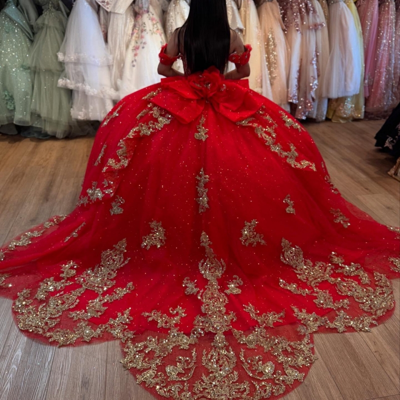 Red Shiny Quinceanera Dresses Off Shoulder Ball Gown Sweet 16 Dress Beading Gold Applique Lace Bow Tull Birthday Party Vestidos 15 Anos