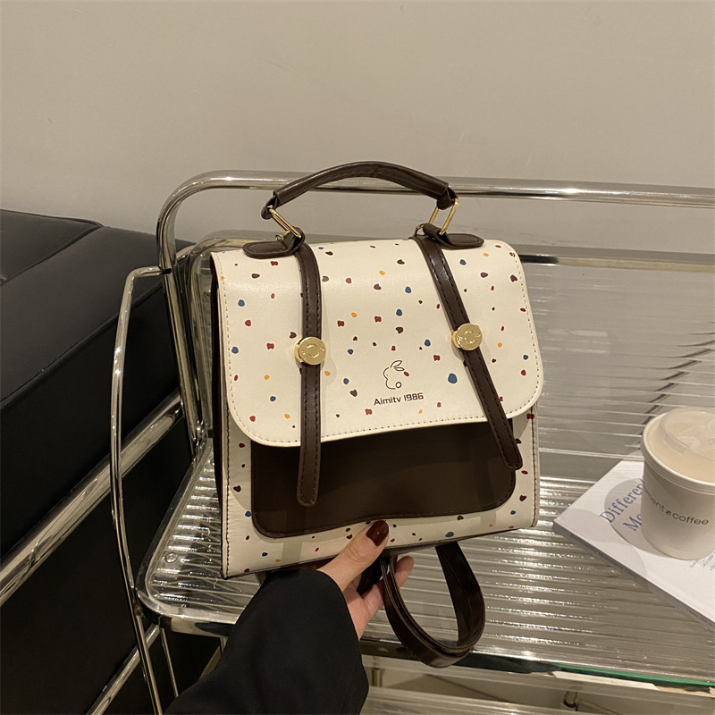 Free Delivery Designer Bag Texture Large Capacity College Style Leisure 2025 New Fashionable Western Style Wave Point Simple Backpack For Women Luxury