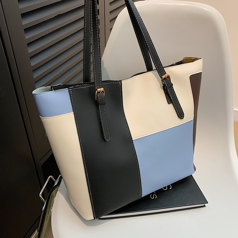 Free Delivery Designer Bag Big For Women 2025 Trendy Korean Edition Large Capacity Simple Single Shoulder Splicing Color Contrasting Tote Bag Hand Lux