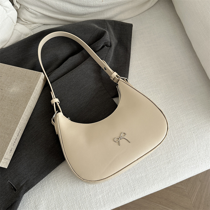 Free Delivery Designer Bag End Armpit Small For Women 2025 Autumn New Fashion Versatile Shoulder Niche Design Uette Hand Luxury Bag