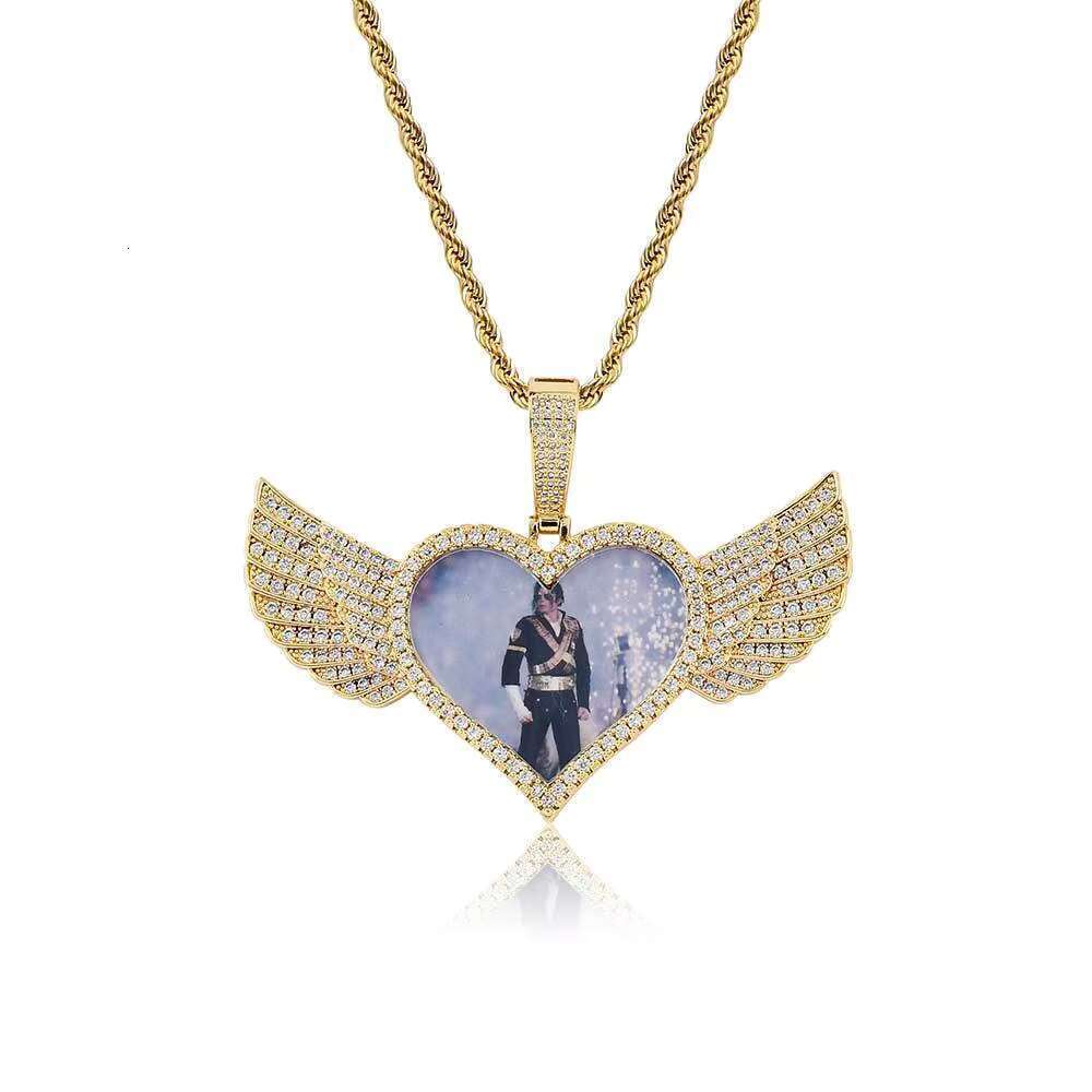 Hip hop Heart Photo Pendant Men's Personalized Memory Picture Necklace with Wings