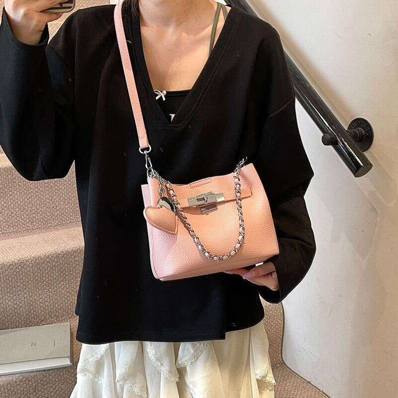 Women's 2025 Spring Summer Handbag New Fashionable Single Shoulder Crossbody Bag Versatile Chain Bucket