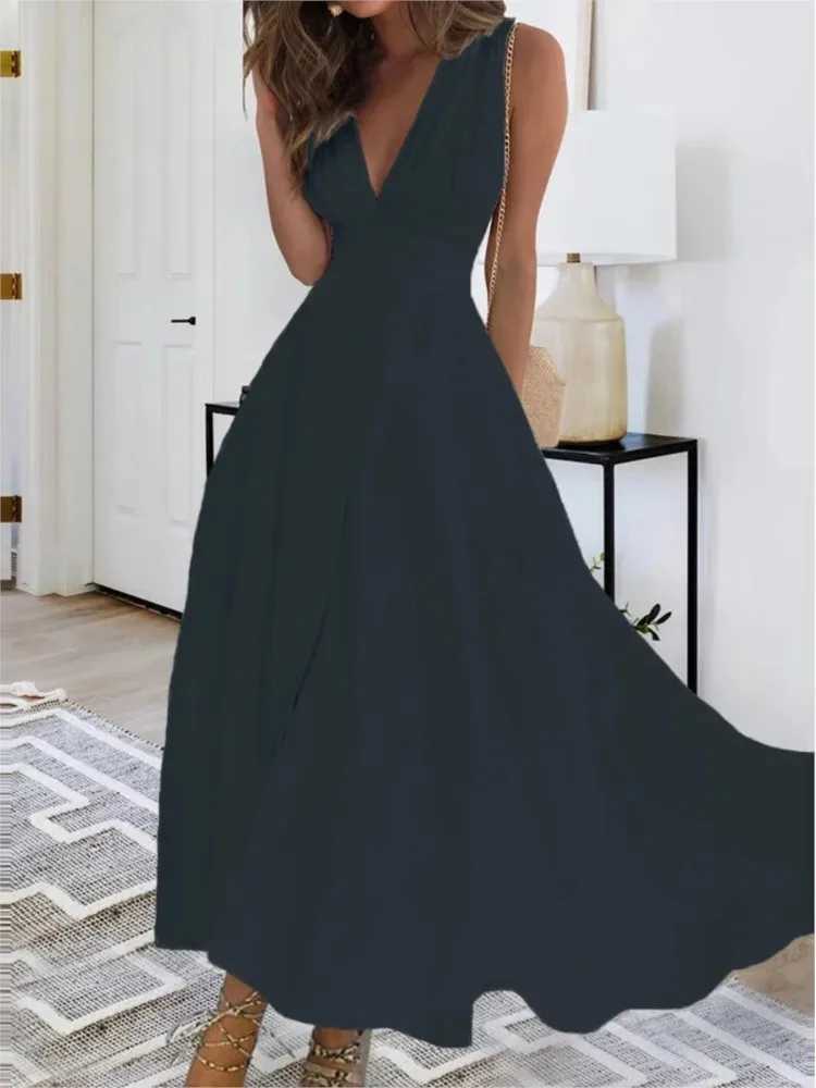 Spring Summer Elegant Party Long Dress For Women Sexy Deep V Neck Sleeveless Slim White Casual Boho Maxi Dresses 2024 Robe FemmeXJ250514