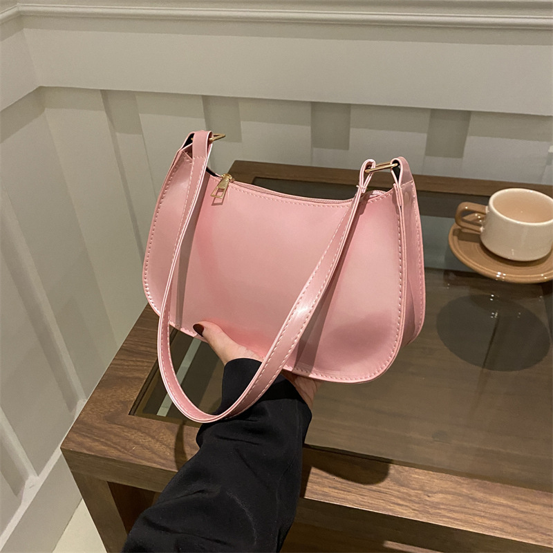 Free Delivery Designer Bag This Year's Popular And Fashionable Korean Version Shoulder For Women's 2025 Spring New Versatile Instagram Solid