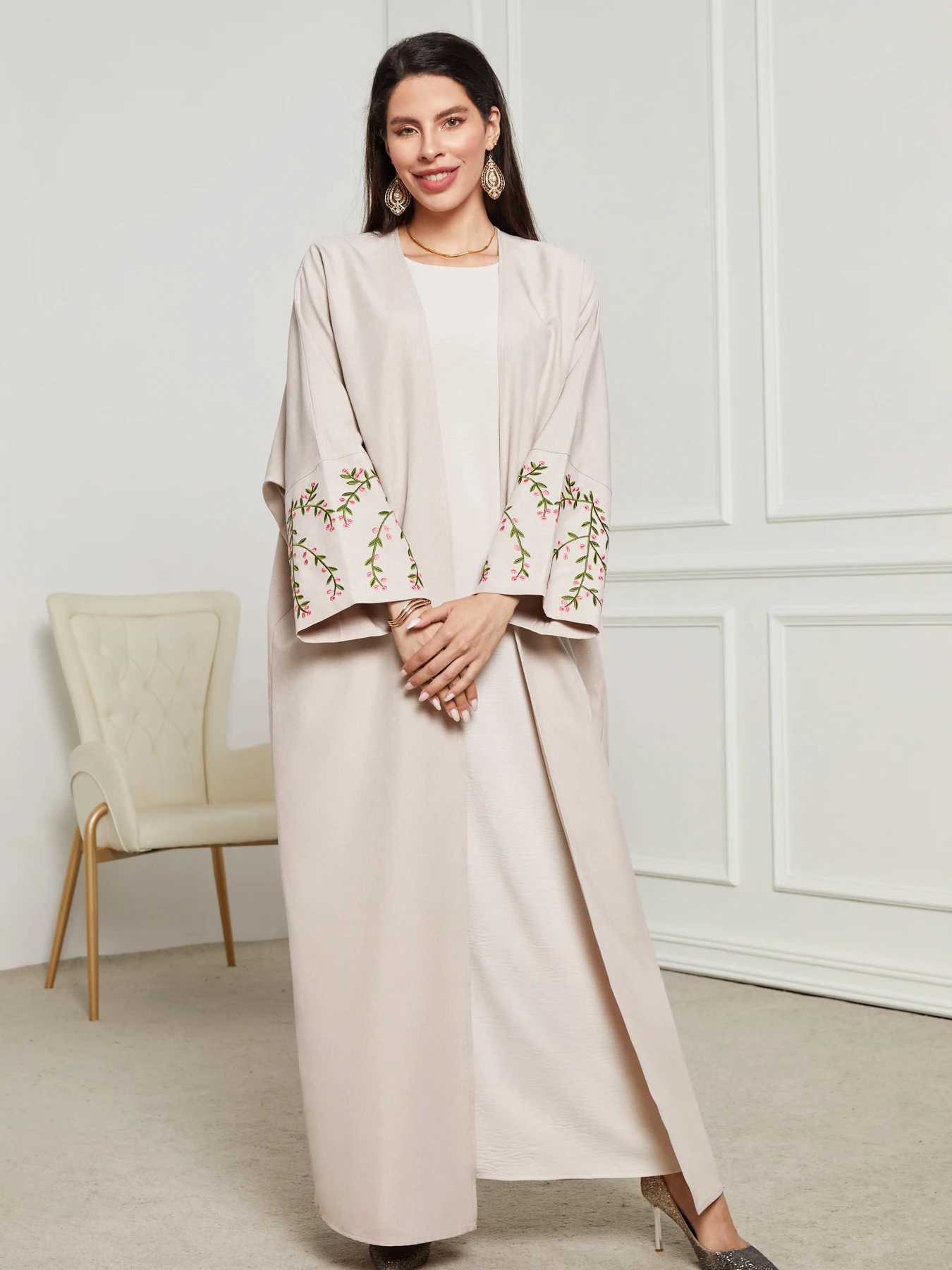 2025 Hot Chic Casual Open Kimono Abaya For Muslim Women Shalwar Jalabiya Embroidery Long Slve African Moroccan Robe X250514