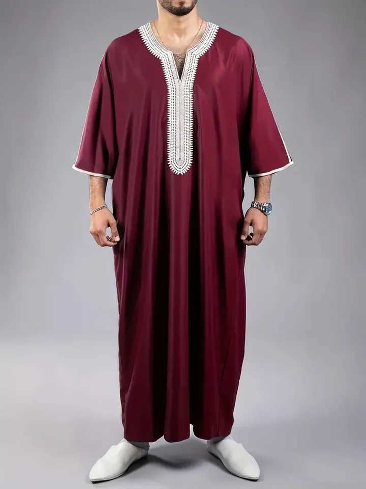 Summer 2025 Kaftan Muslim Mens Short Sleeve Embroidered Loose Casual Robe Breathable Islamic Abaya for Men X250514