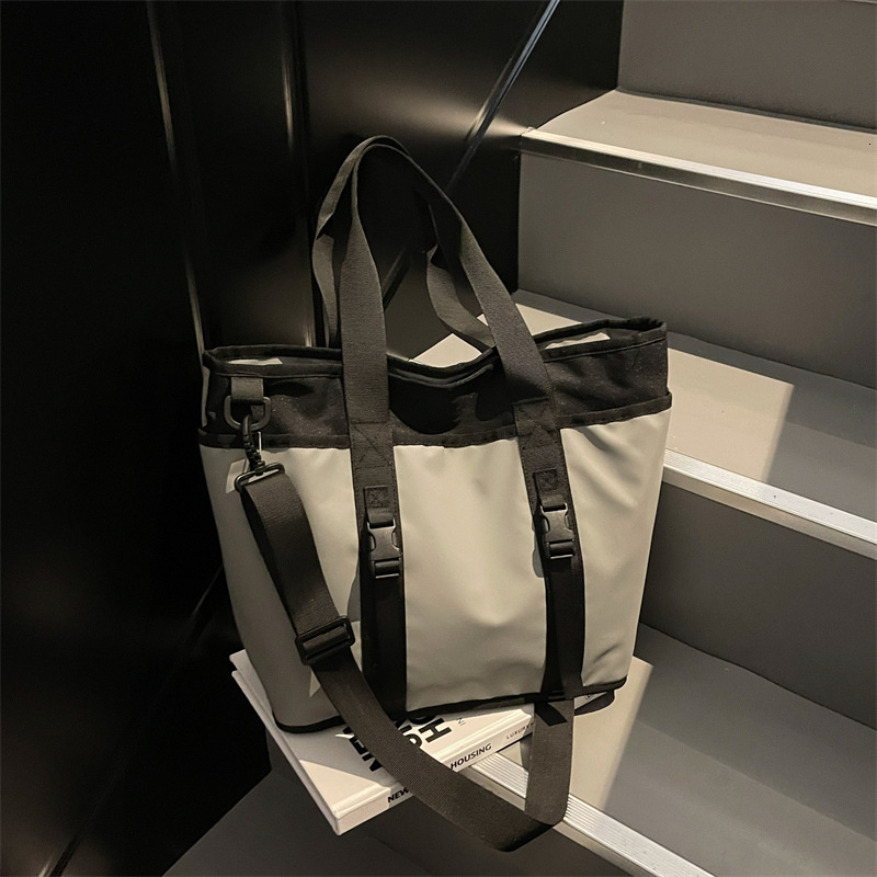 Large Capacity Commuter Women 2025 New Fashionable Versatile Handbag for Male Students Computer Single Shoulder Crossbody Bag