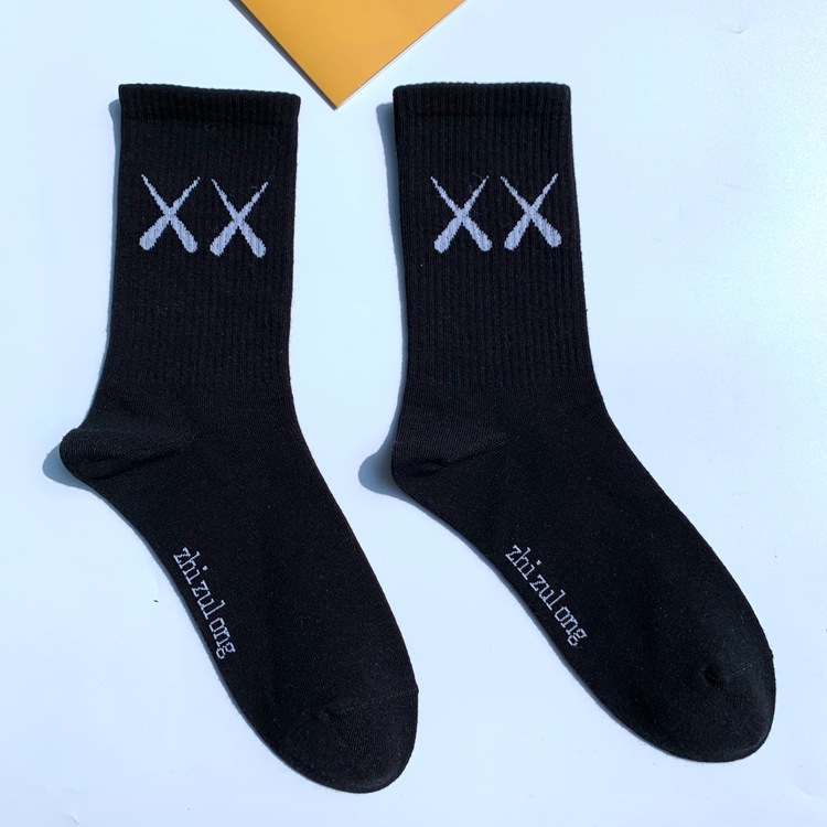 Designer Socks XX Ins Trendy Internet Red Cotton Men S And Women S Middle Color College Style Street Skateboarding Sports Long Socks Sports Socks