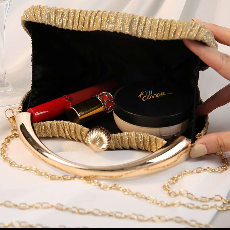 European and American retro 2025 pleated dinner banquet women's fashionable metal hand-held box round bag temperament versatile new trend ins