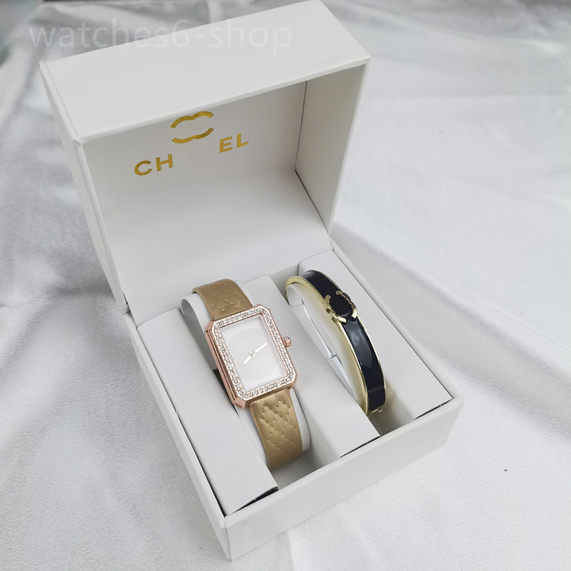 Fashion Women Watches Men Watch Quartz Movement Japan Battery Clock Silver Gold Couple Dress Wristwatch Splash Waterproof Designer Wristwatches Montre De Luxe