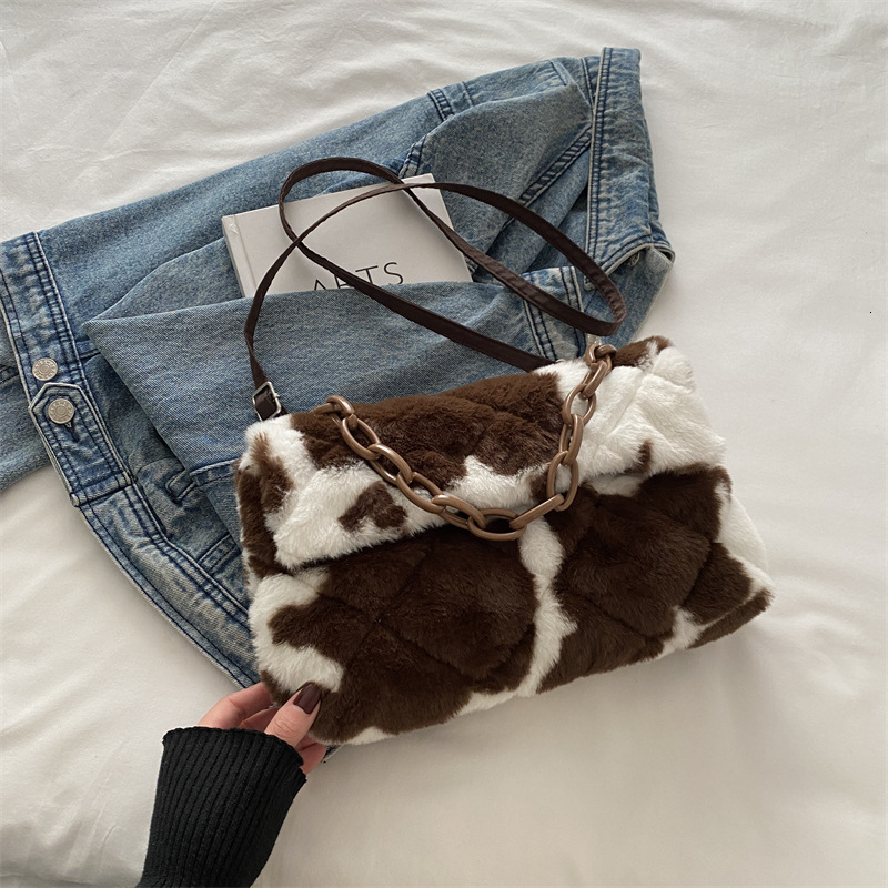 2025 Spring New Luxury Bag Trendy Simple Personalized Single Shoulder For Women Stylish Texture Soft And Sticky New Free Delivery Designer Bag Plush U