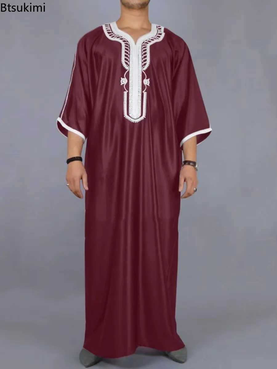 New 2025 Muslim Fashion Abayas for Men Patchwork Embroidery Long Robe Saudi Arab Kaftan Male Jubba Thobe Islamic Moroccan Abaya X250514