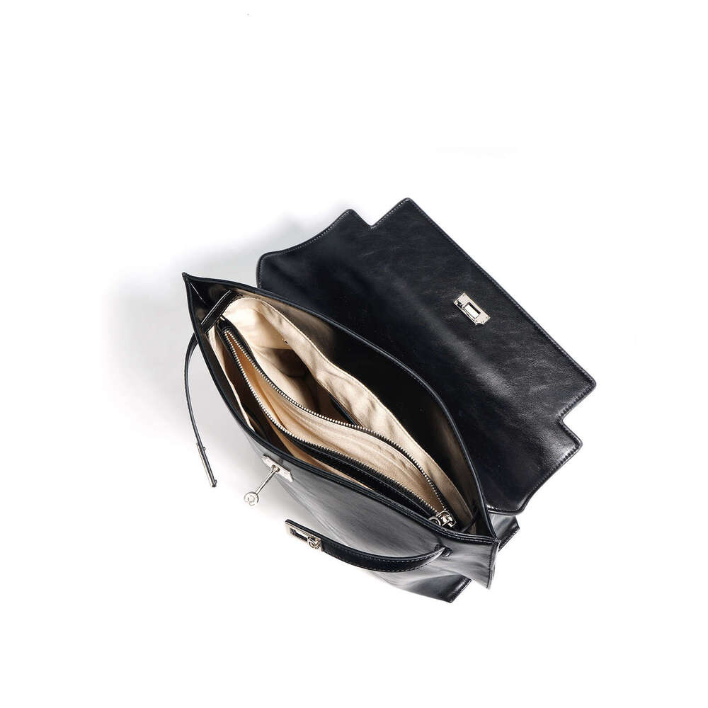 2025 New High-End Leather Women's Handbag Single Shoulder Backpack Versatile Large Capacity Premium Bag