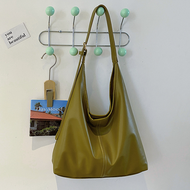 Free Delivery Designer Bag Commuting Textured Shoulder For Women 2025 Popular Korean Version This Year Temperament Underarm Tote Fashionable Woman Lux