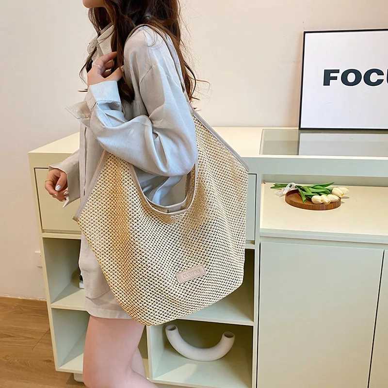 Woven StrAW Shoulder Bag Beach Handbag Summer Designer Bags Hollow Out FAshion Beach Bucket Handbag Bag 2025 Z250514
