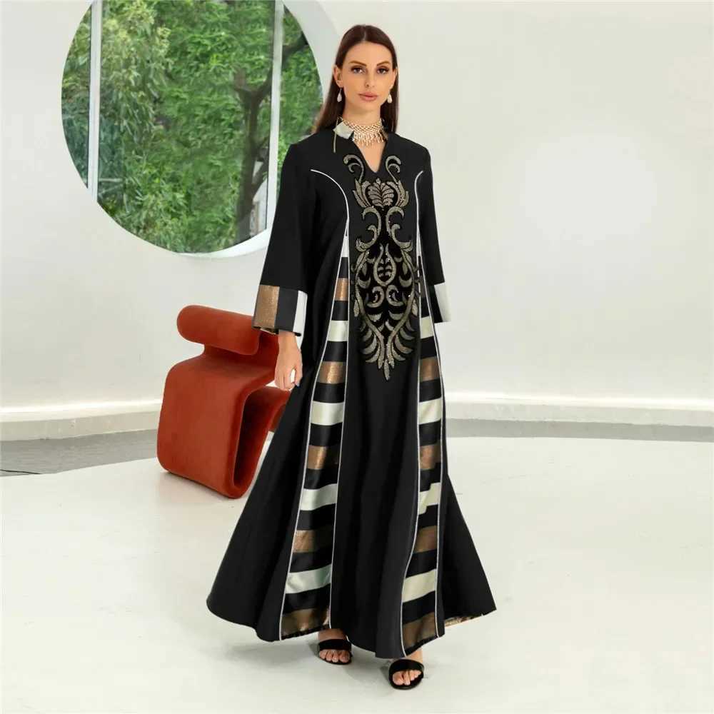 Moroccan Embroidery Abaya Women Muslim Maxi Dresses Turkey Arab Kaftan Islamic Party Gown Dubai Eid Ramadan Jalabiya Caftan Robe X250514