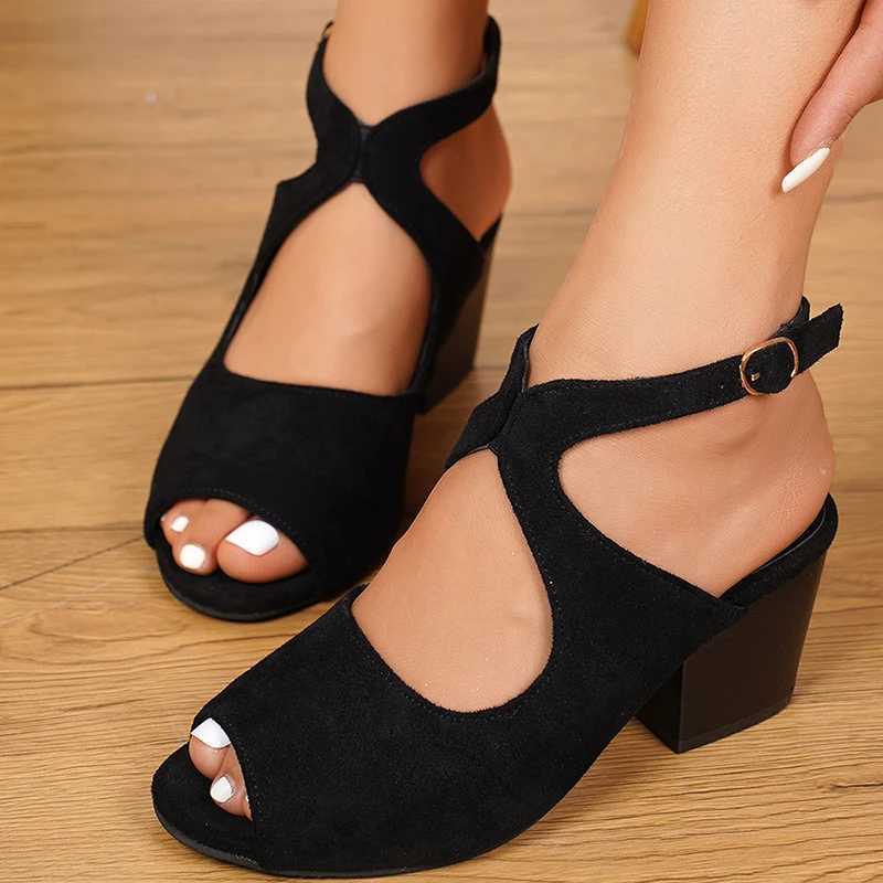 Fashion Anckle Wrap Flock Sandals Women 2025 Cross Strap Thick Sole Sandals Woman New Plus Size Square Heel Non-Slip Sandals Women W250514
