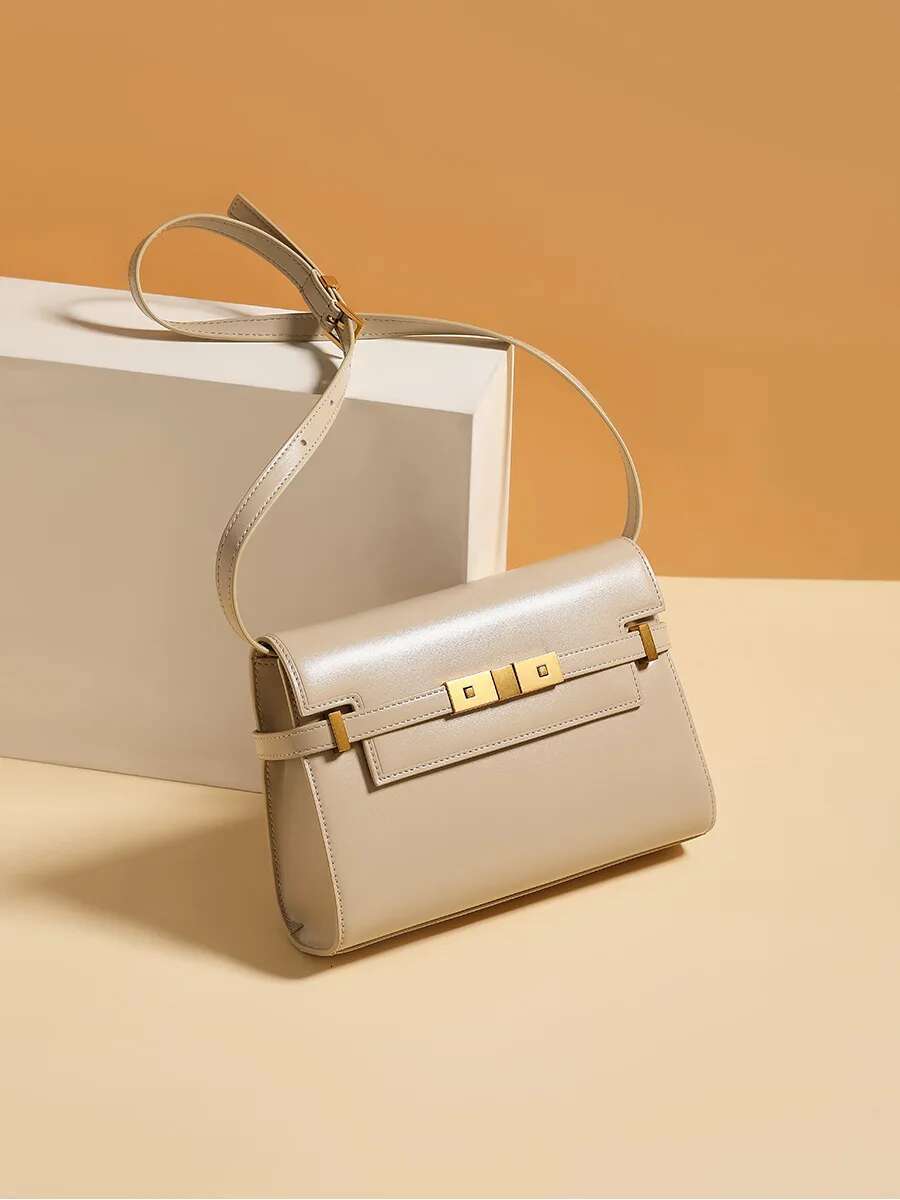 Manhattan Handbag, Retro High-End Feeling, Underarm Mailman Baguette Bag