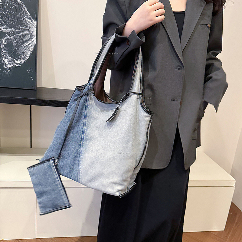 Free Shipping Designer Women's Shoulder Bag Harajuku Comparison Splicing Fashionable Denim Handbag Large Capacity Casual Shopping Bag Vacation Be