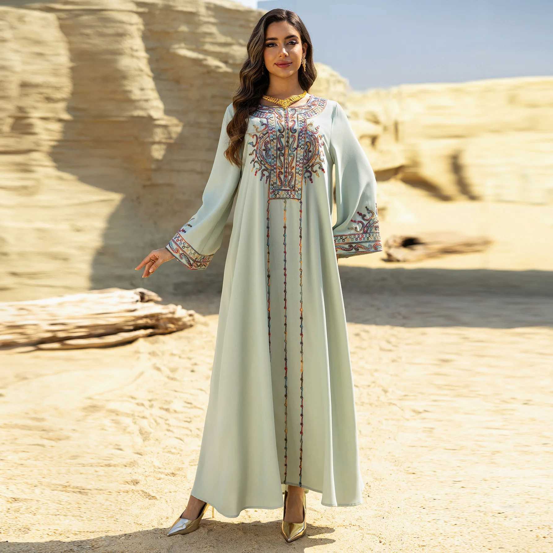 Dubai Embroidery Abayas Muslim Dress for Women Long Slve Abaya Ka Caftan Eid Ramadan Turkey Musulmane Femme Islam Jalabiya X250514