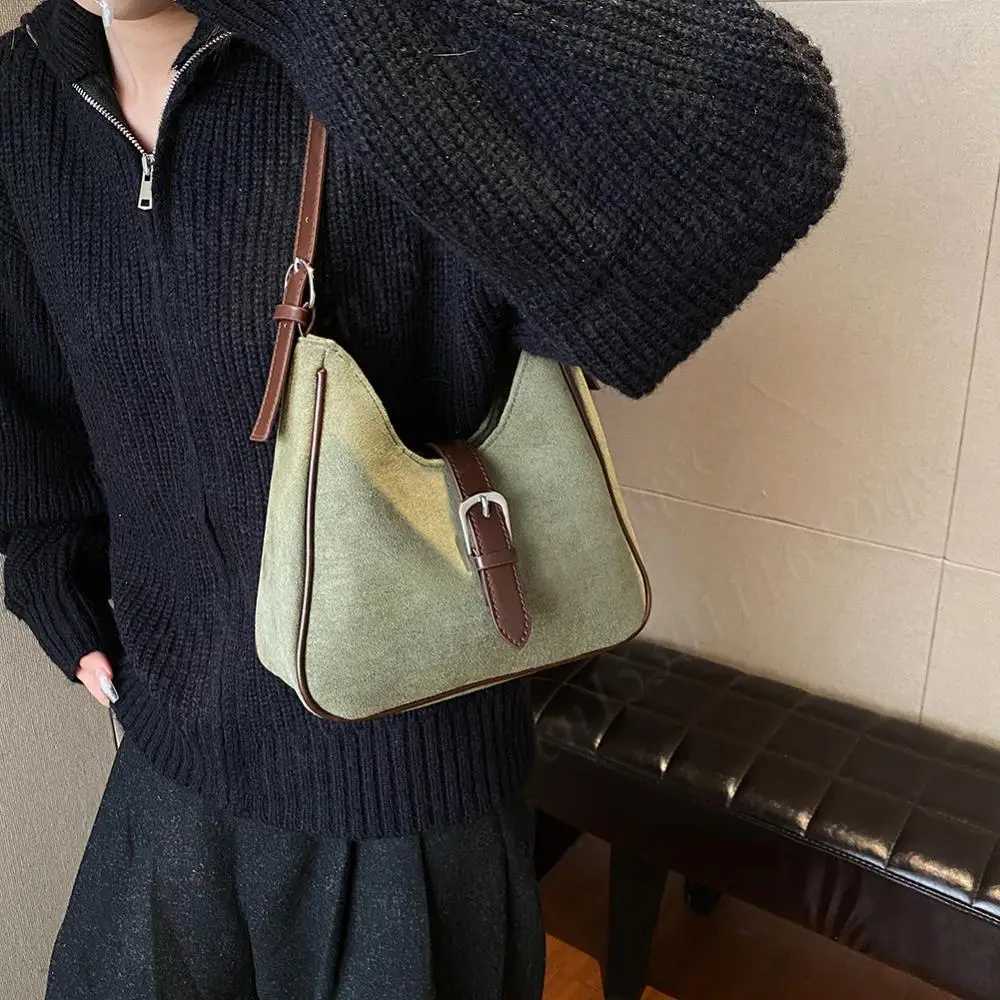 Wen Suede Shoder Bag Adjustable Strap Hobo Bag Crossbody Bag with Zipper Handbag Solid Tote Bag Cmuter Bag for Work Travel Z250514