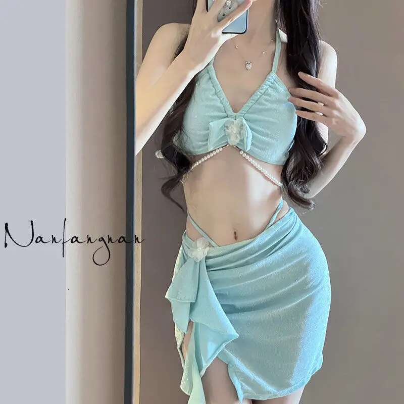 Split Women's Bikini Three Piece Set Niche Release Vacation Style Hot Spring Swimsuit Slimming