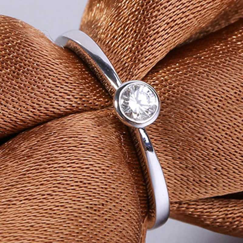 Classic 925 Sterling Silver Round Full Diamond Rings for Women Crystal Zircon Engagement Valentines Day Gift JewelryXJ250514
