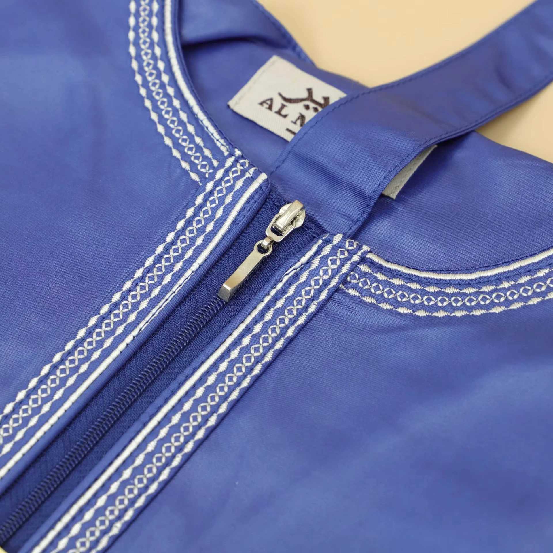 UNI New Muslim Solid Color Abaya Round Neck Embroidery Robe Coarse Males Long Sleeve Kaftan Arabian Saudi Arabia Mens Kaftan X250514