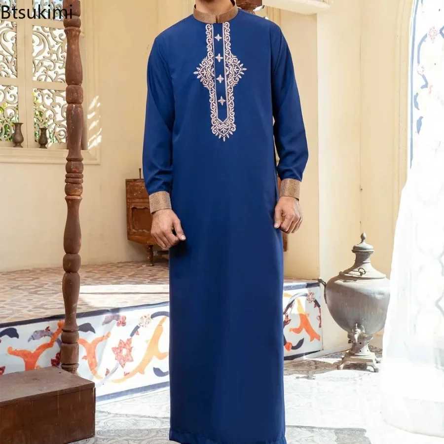 2025 Ethnic Style Mens Muslim Jubba Thobe Fashion Patchwork Embroidery Abaya Men Stand Collar Saudi Arab Kaftan Islam Long Robe X250514