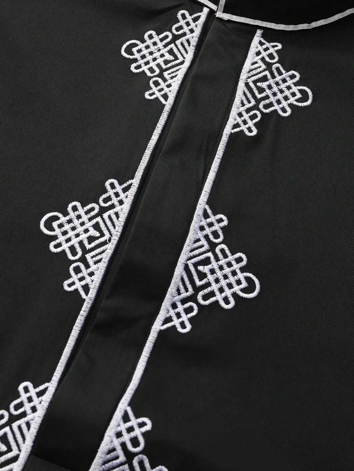 New Muslim Ethnic Mens Robe Black Luxury Embroidered Mens Casual Worship Loose Robe Inner Collar Long Sleeve Robe X250514