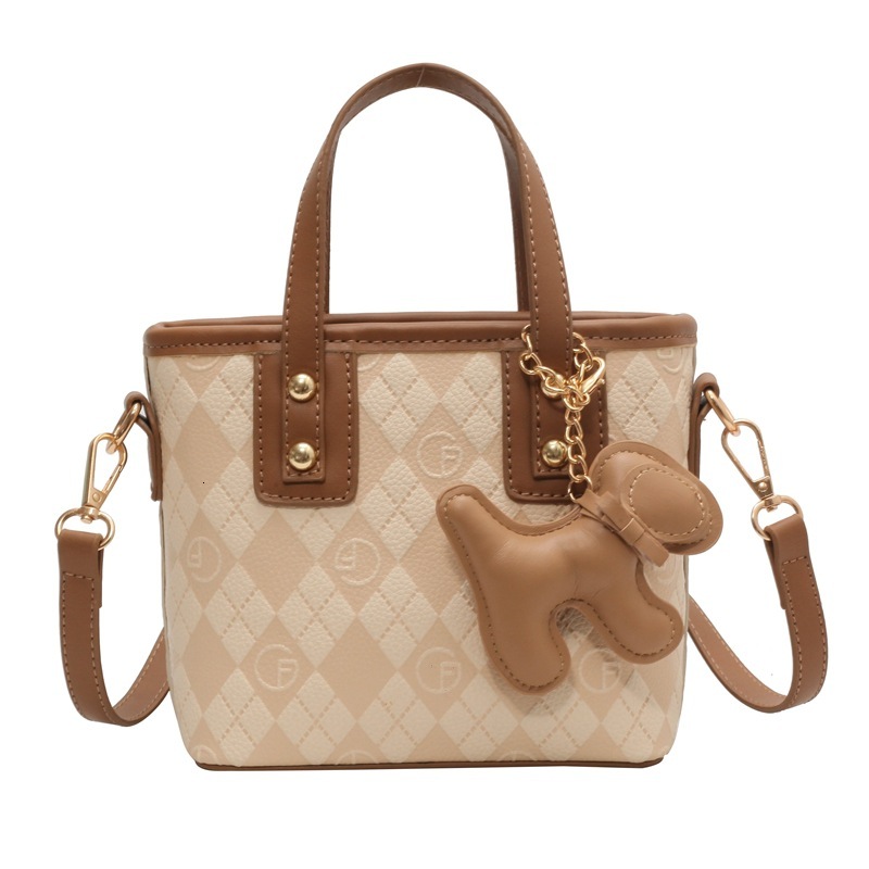 2025 New Style Bag Korean Women's Western Style New Slant Body Small Bag Designer High end Feeling Light Luxury Diamond Grid Handheld Bucket Bag 