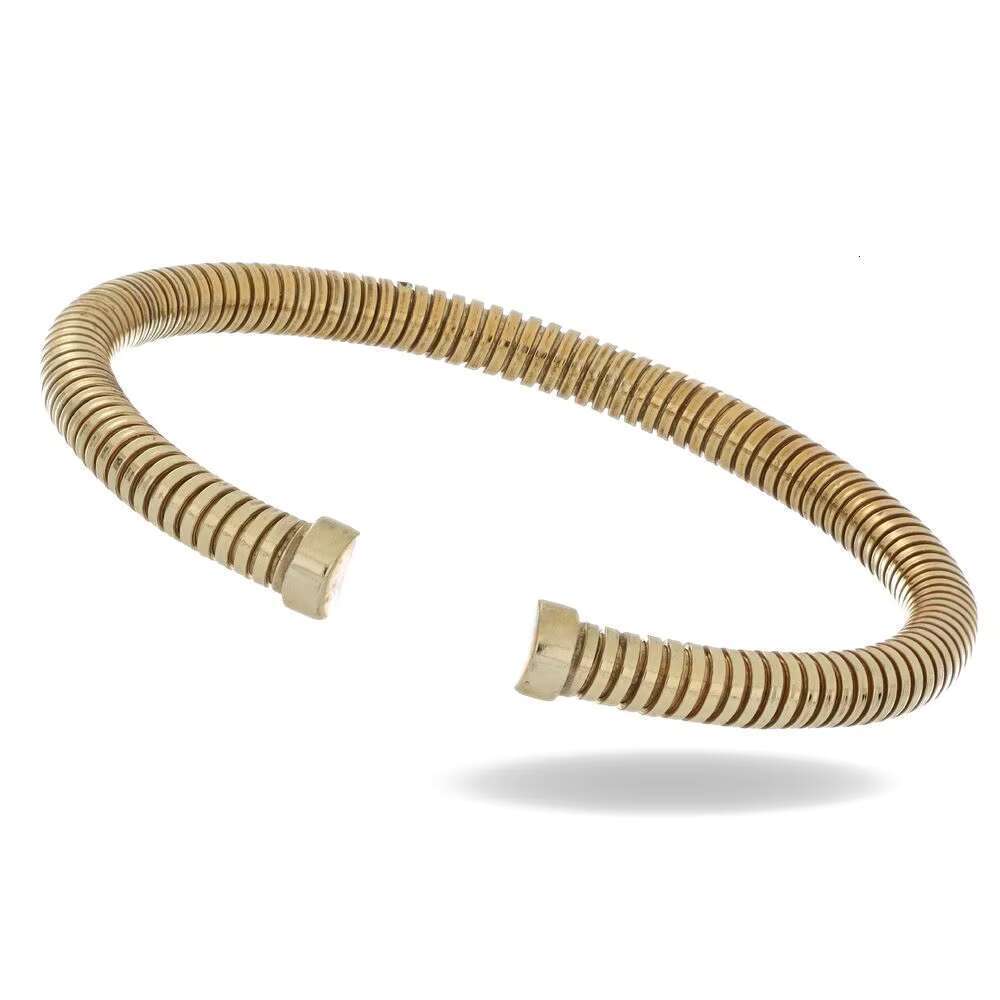 Exquisite gold bracelets made in Italy, with stylish and flexible design, suitable for any exquisite appearance