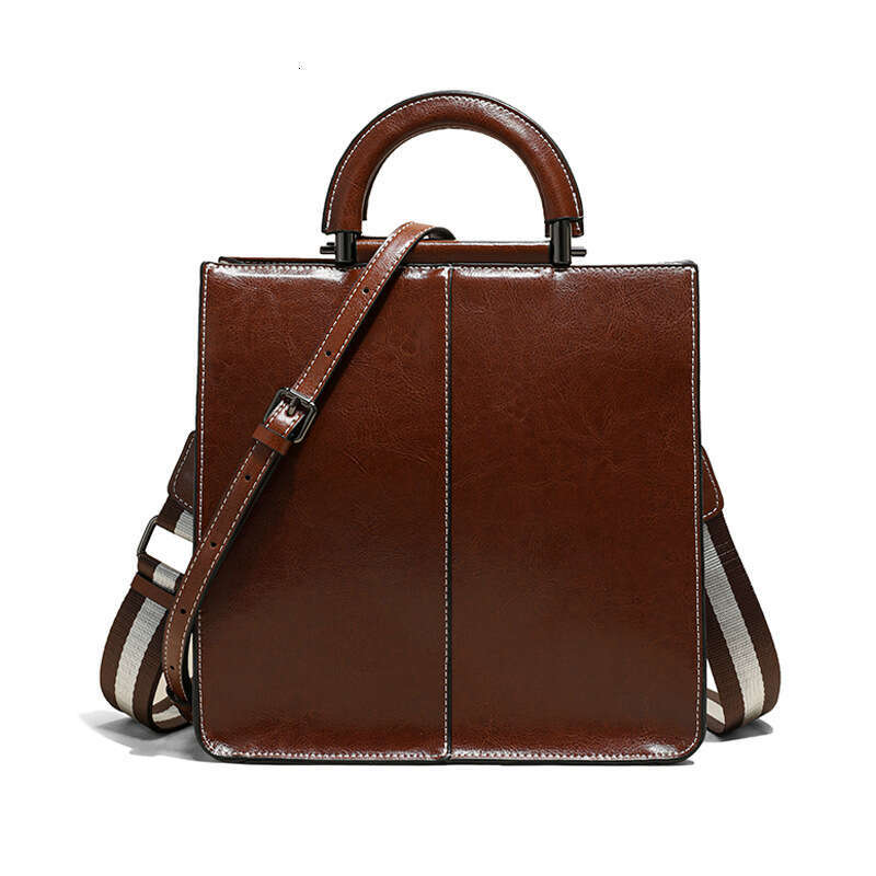 Tote Bag Oil Wax Cowhide For Women S High End Commuting Handbag New Large Capacity Single Shoulder Bag KQ