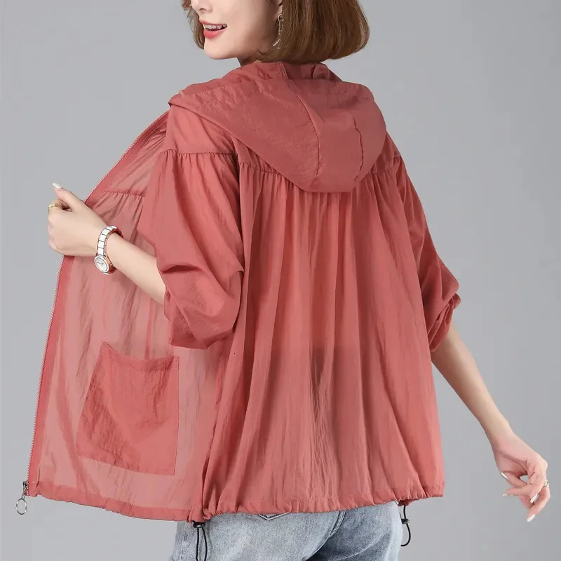 2025 Summer Thin Breathable Sun Protection Clothing Womens Loose UV Protection Hooded Coat Tops Female Outdoor Short Outwear 250513