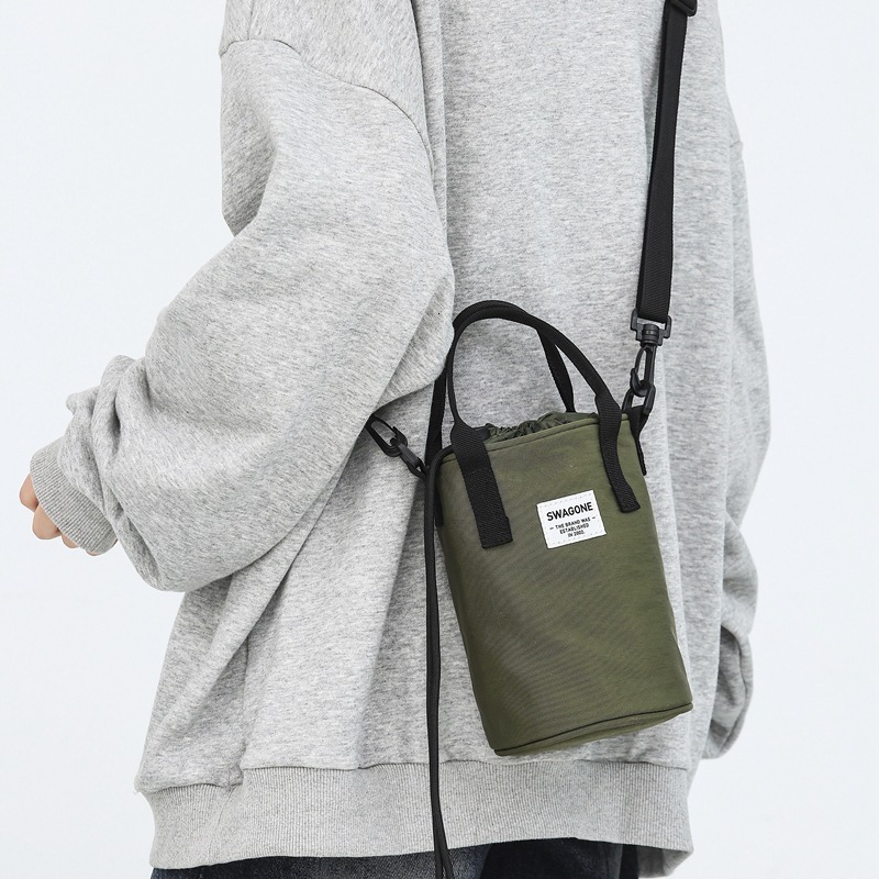 Crossbody bag for men, niche design, bucket workwear, functional style, mobile phone women's sports single shoulder bag, trendy brand