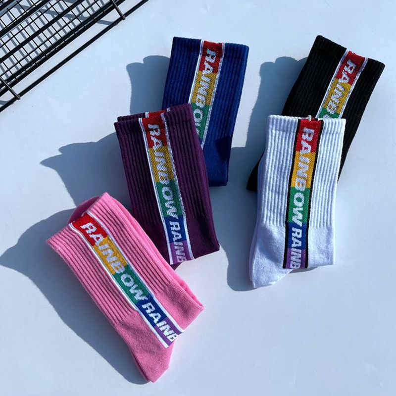 Designer Men s And Women s Sports Socks Mid Tube Fashion Street Letters Personality Hip hop Skateboard Style Long Socks Sports Socks Wholesale Free Sh