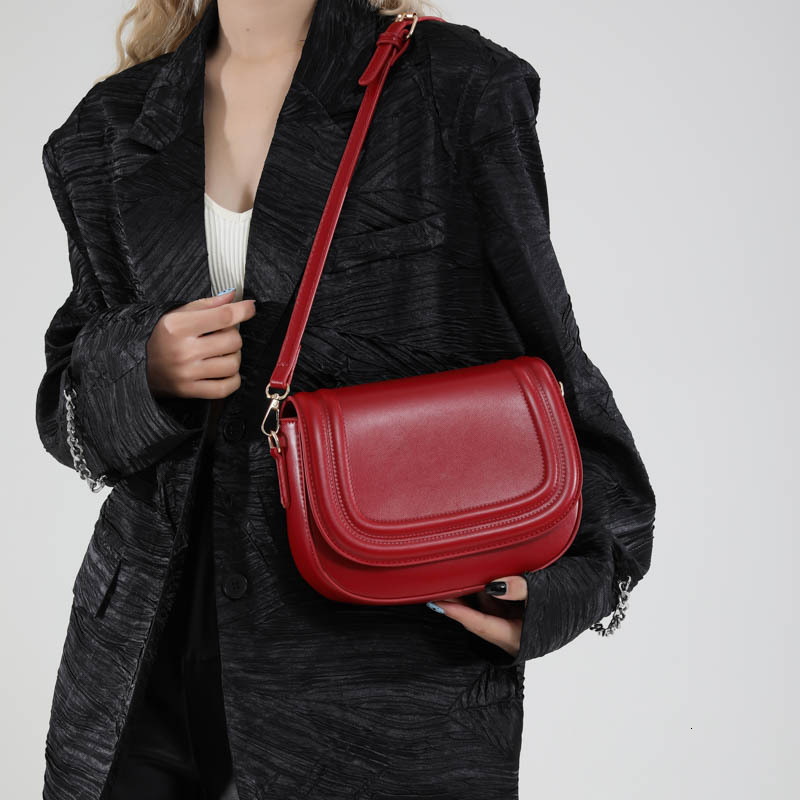 Bag for 2025 new trendy saddle niche texture, crossbody small bag, simple and versatile ins, single shoulder women